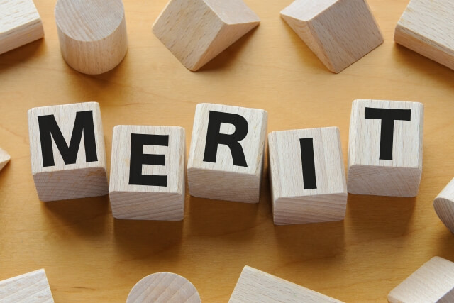 ZAM®角パイプを採用するメリットと従来素材との違い